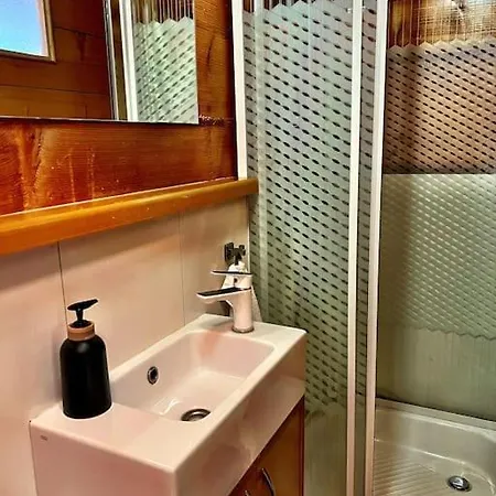 Uroczy Gorski Dom Z Sauna, Jacuzzi, Balia Ogrodowa Alpesi faház Ząb