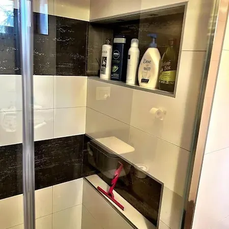 Alpesi faház Uroczy Gorski Dom Z Sauna, Jacuzzi, Balia Ogrodowa *