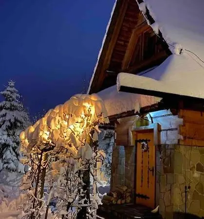Uroczy Gorski Dom Z Sauna, Jacuzzi, Balia Ogrodowa Alpesi faház Ząb