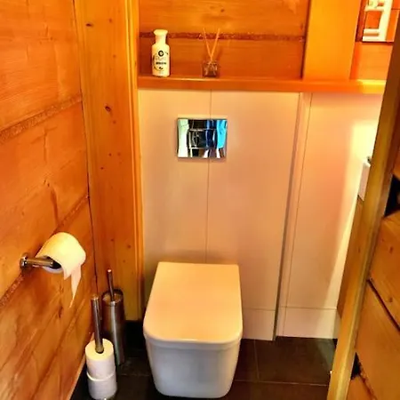 Uroczy Gorski Dom Z Sauna, Jacuzzi, Balia Ogrodowa Ząb