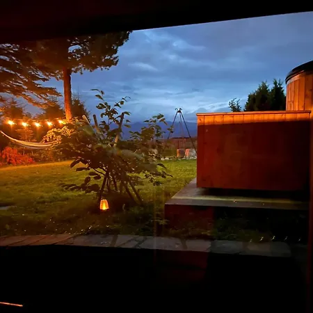 Alpesi faház Uroczy Gorski Dom Z Sauna, Jacuzzi, Balia Ogrodowa Ząb