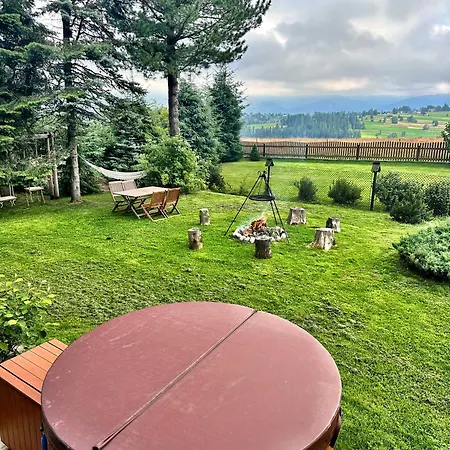 Alpesi faház Uroczy Gorski Dom Z Sauna, Jacuzzi, Balia Ogrodowa